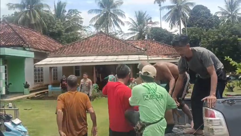 Pelaku yang berhasil diamankan. | Foto: Ist